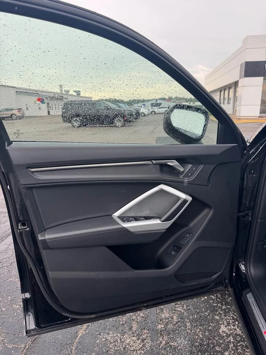2024 Audi F3 Q3 - Image 3 of 11