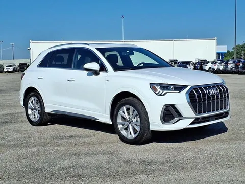 2024 Audi Q3 S line Premium