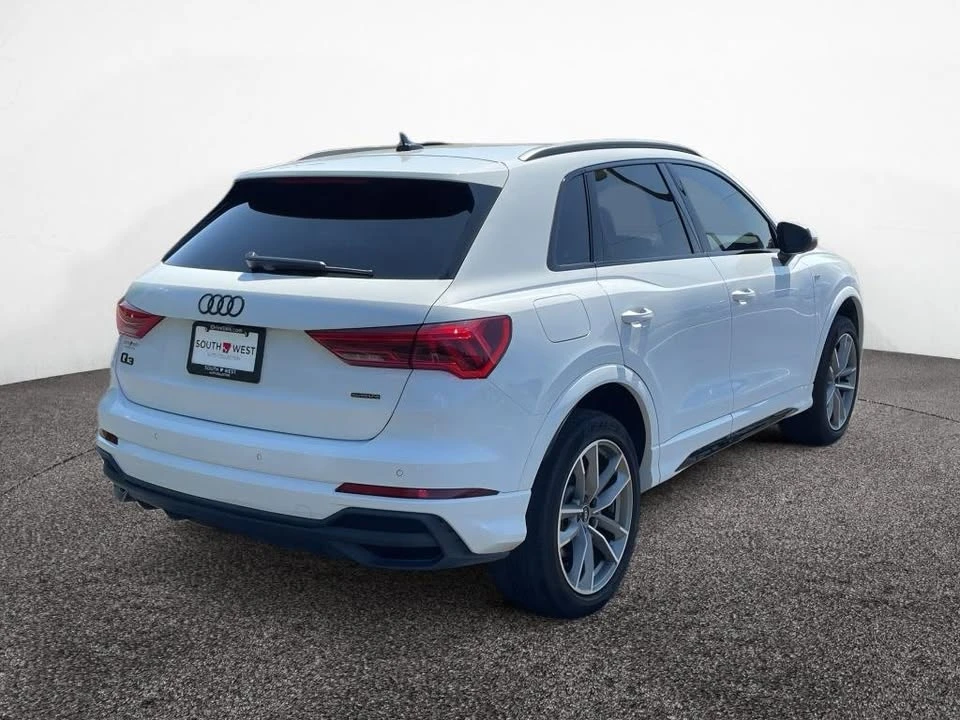 2024 Audi F3 Q3 - Image 2 of 19