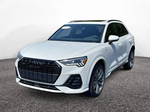 2024 Audi Q3 S line Premium Plus