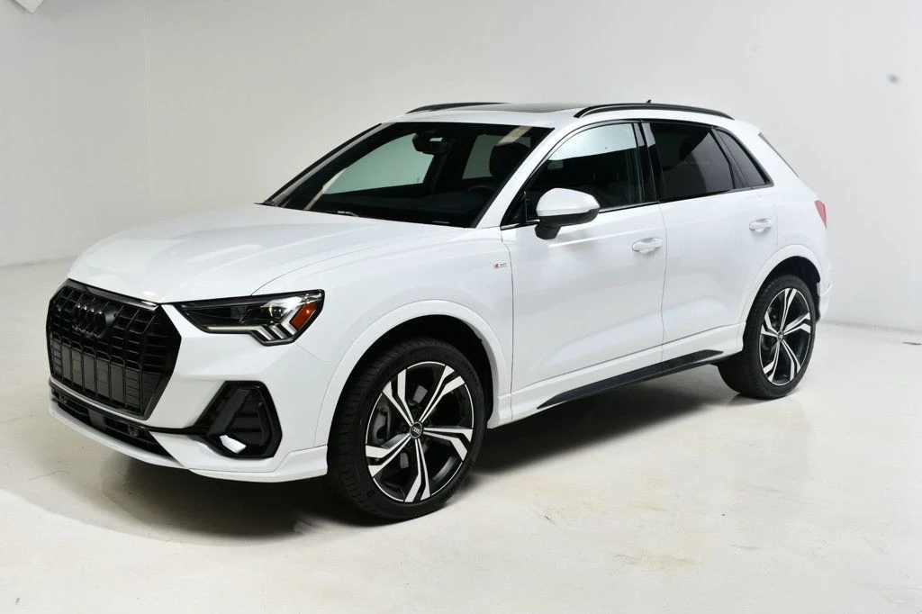 2024 Audi F3 Q3 - Image 2 of 12