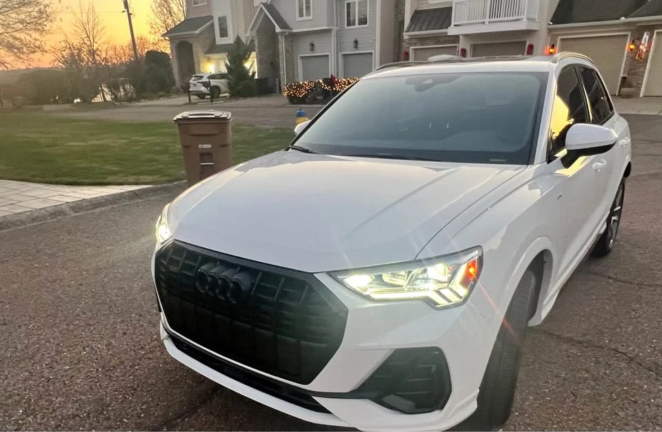 2024 Audi F3 Q3 - Image 2 of 2