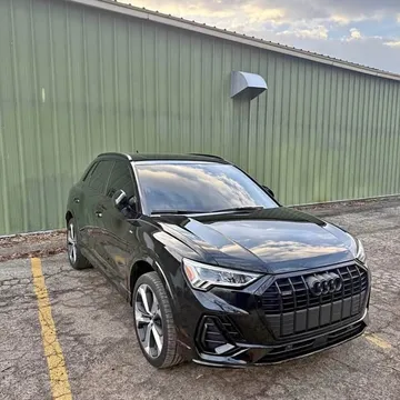 2024 Audi Q3 S line Premium Sport Utility 4D