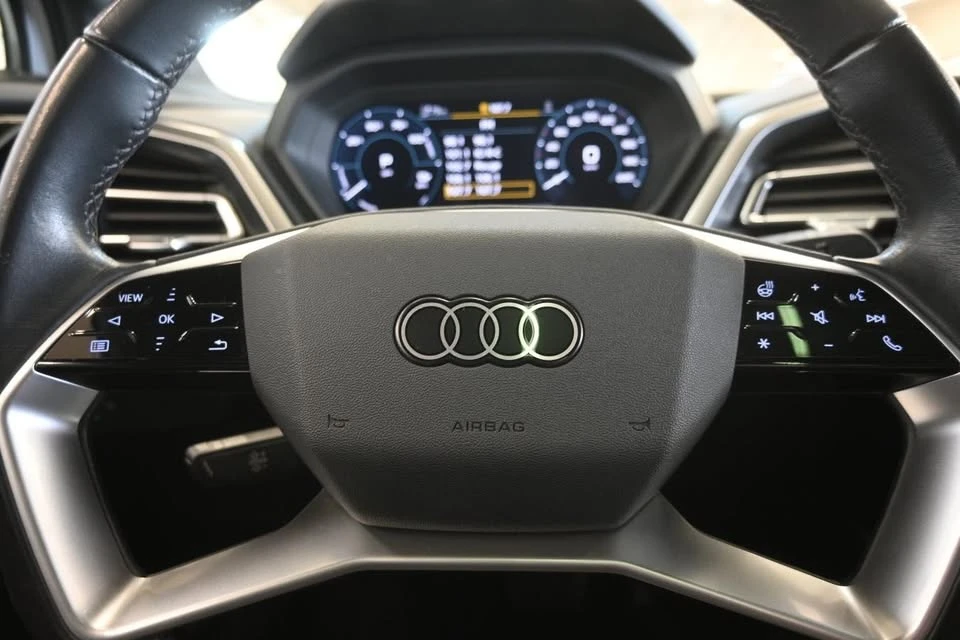 2024 Audi Q4 e-tron - Image 9 of 20