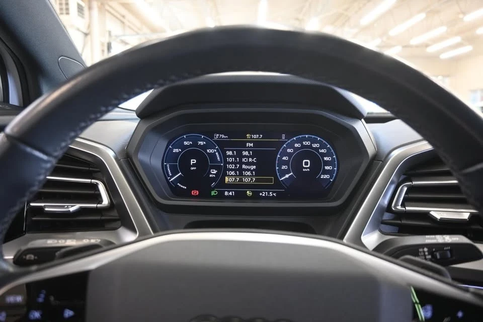 2024 Audi Q4 e-tron - Image 14 of 20