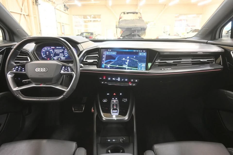 2024 Audi Q4 e-tron - Image 10 of 20