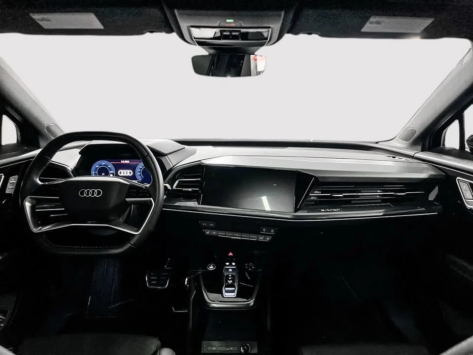 2024 Audi Q4 e-tron - Image 16 of 20