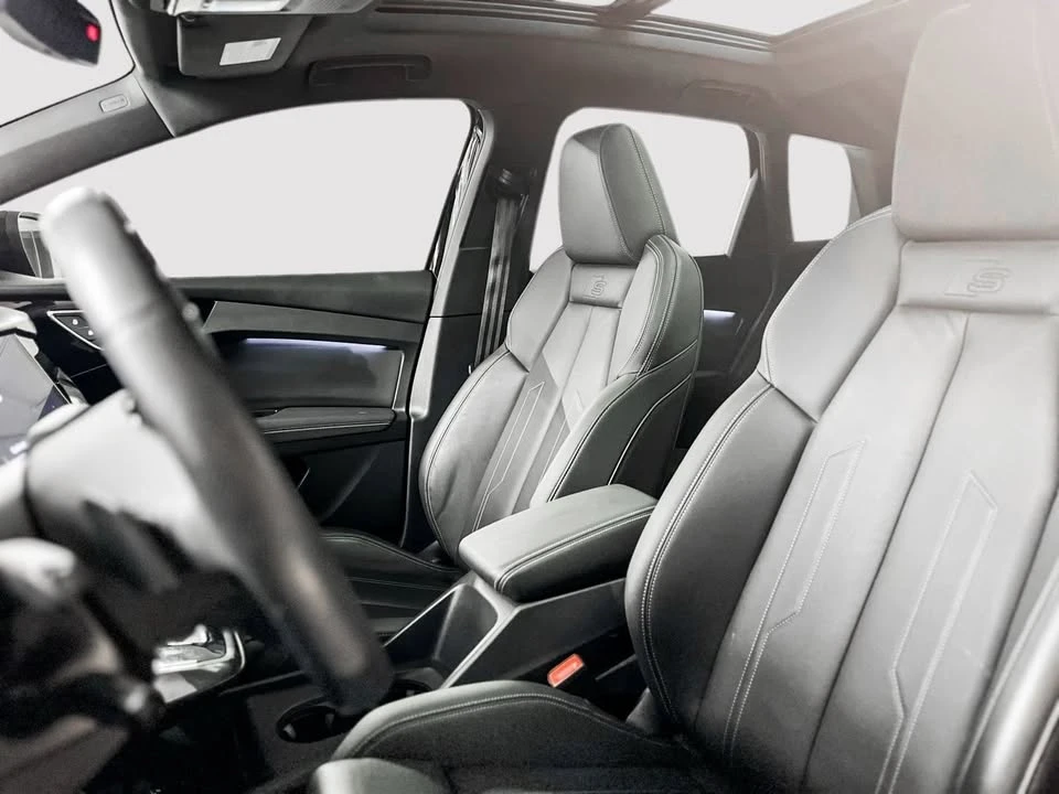 2024 Audi Q4 e-tron - Image 19 of 20
