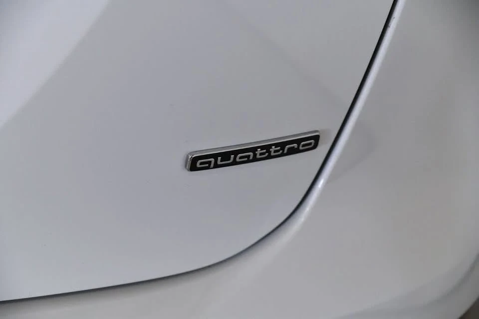 2024 Audi Q4 e-tron - Image 10 of 20