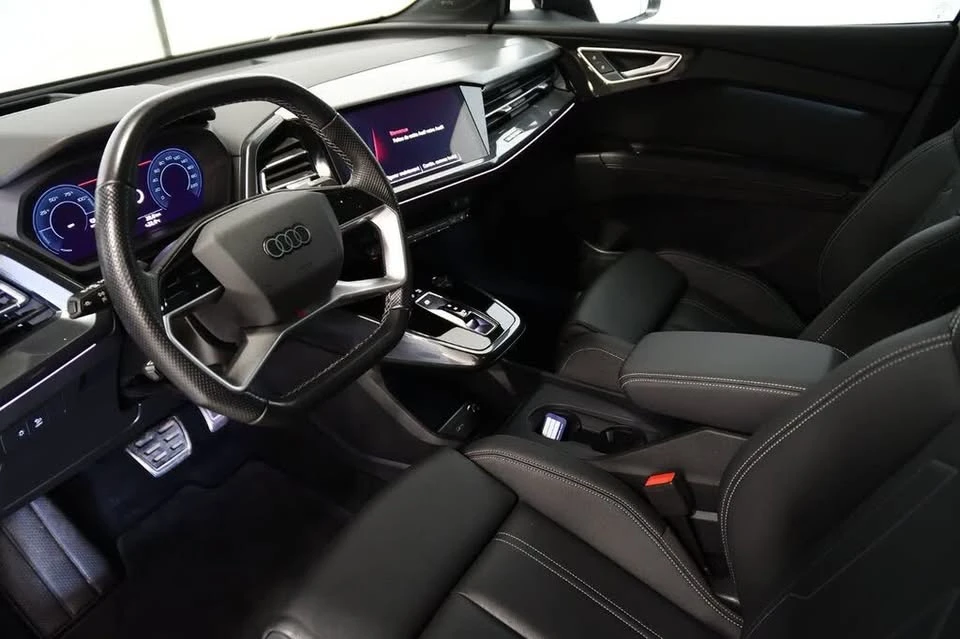 2024 Audi Q4 e-tron - Image 2 of 20