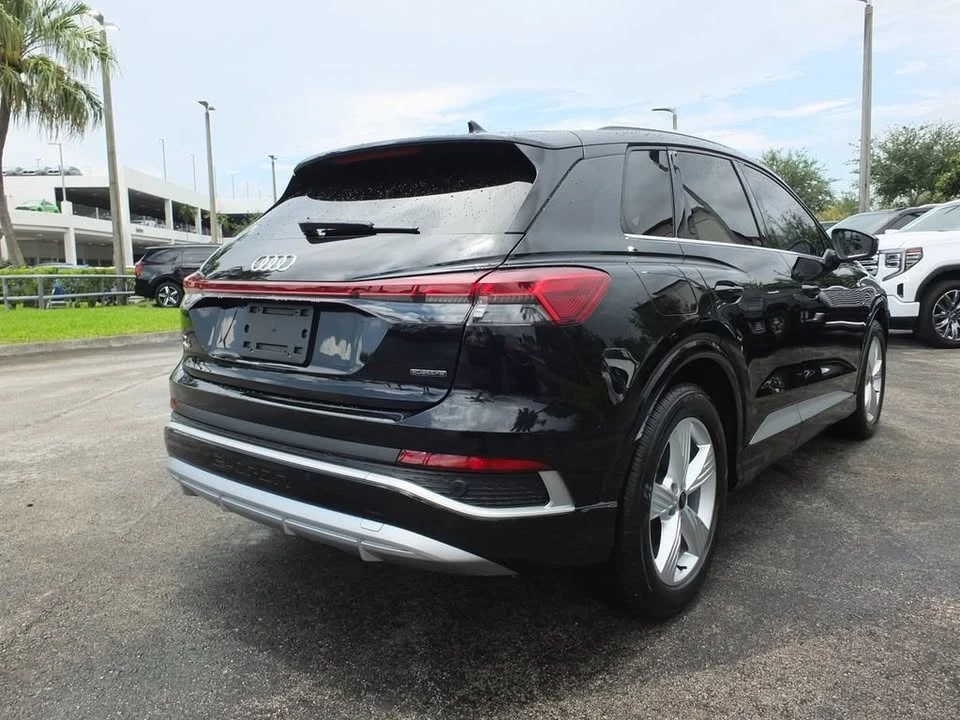 2024 Audi Q4 e-tron - Image 6 of 19