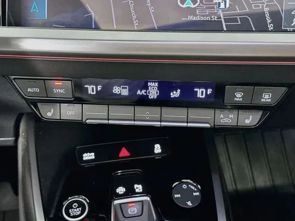 2024 Audi Q4 e-tron - Image 15 of 20