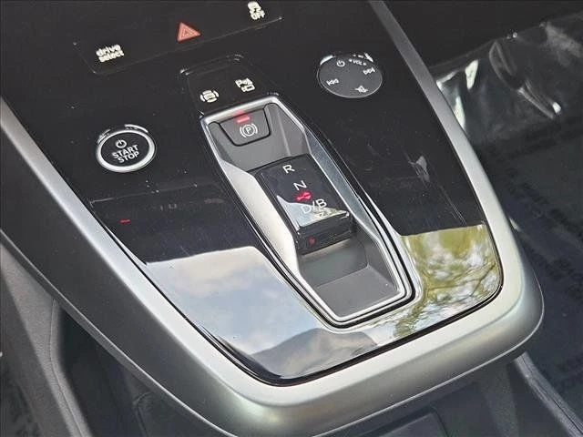 2024 Audi Q4 e-tron - Image 17 of 20