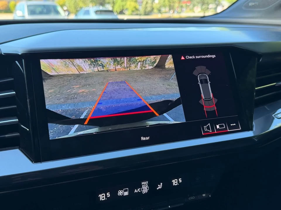 2024 Audi Q4 e-tron - Image 13 of 15