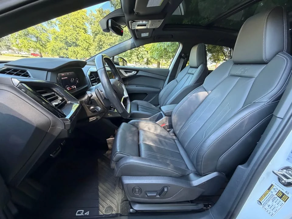 2024 Audi Q4 e-tron - Image 9 of 15