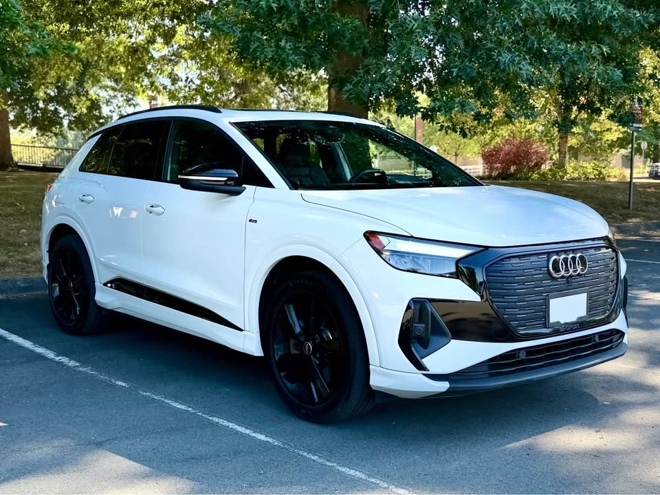2024 Audi Q4 e-tron - Image 4 of 15