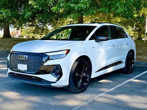 2024 Audi Q4 e-tron 55 Quattro