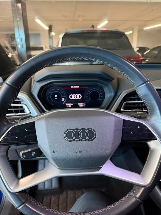 2024 Audi Q4 e-tron - Image 4 of 6