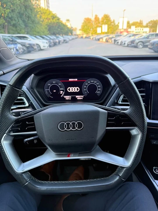 2024 Audi Q4 e-tron - Image 6 of 8