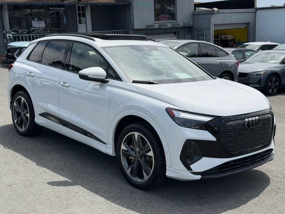 2024 Audi Q4 e-tron - Image 3 of 20