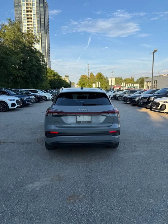 2024 Audi Q4 e-tron - Image 3 of 8