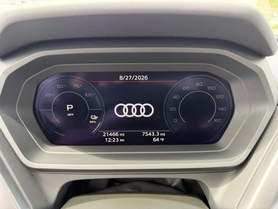 2024 Audi Q4 e-tron - Image 13 of 20
