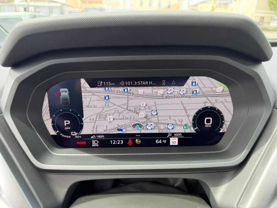 2024 Audi Q4 e-tron - Image 12 of 20