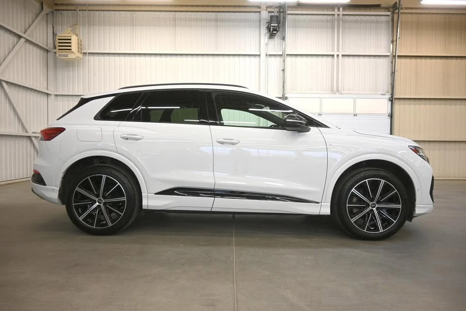2024 Audi Q4 e-tron - Image 7 of 20