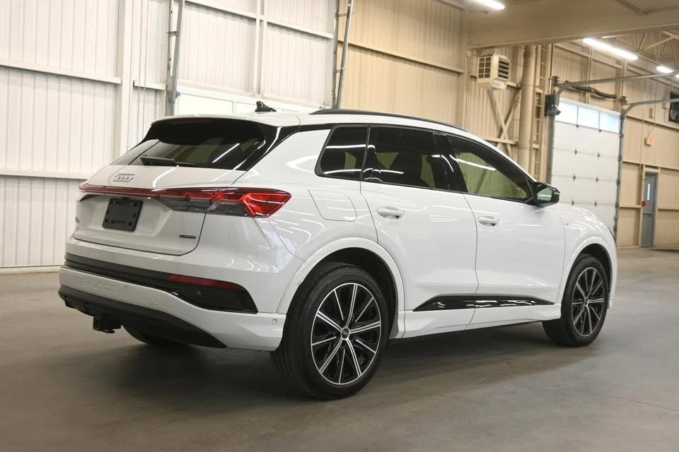 2024 Audi Q4 e-tron - Image 6 of 20