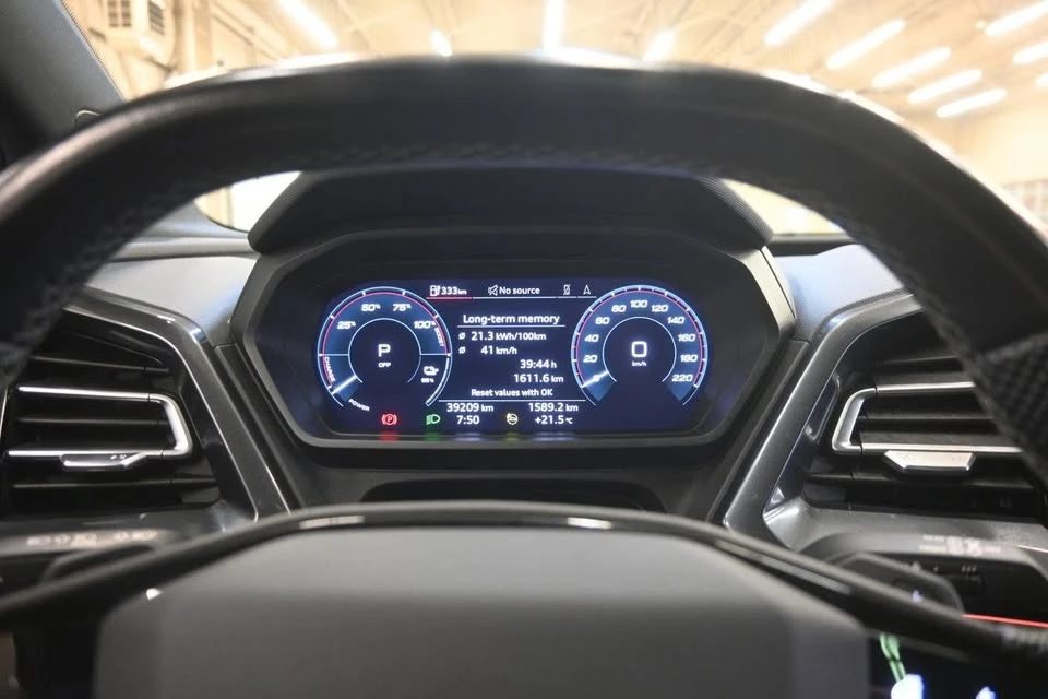 2024 Audi Q4 e-tron - Image 12 of 20