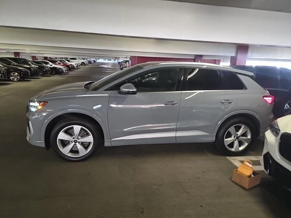 2024 Audi Q4 e-tron - Image 3 of 5