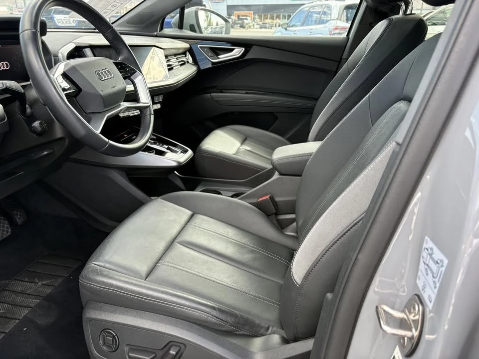 2024 Audi Q4 e-tron - Image 13 of 18