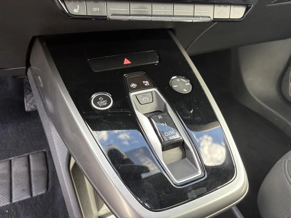 2024 Audi Q4 e-tron - Image 11 of 18