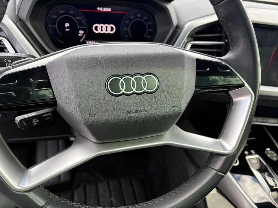 2024 Audi Q4 e-tron - Image 12 of 18