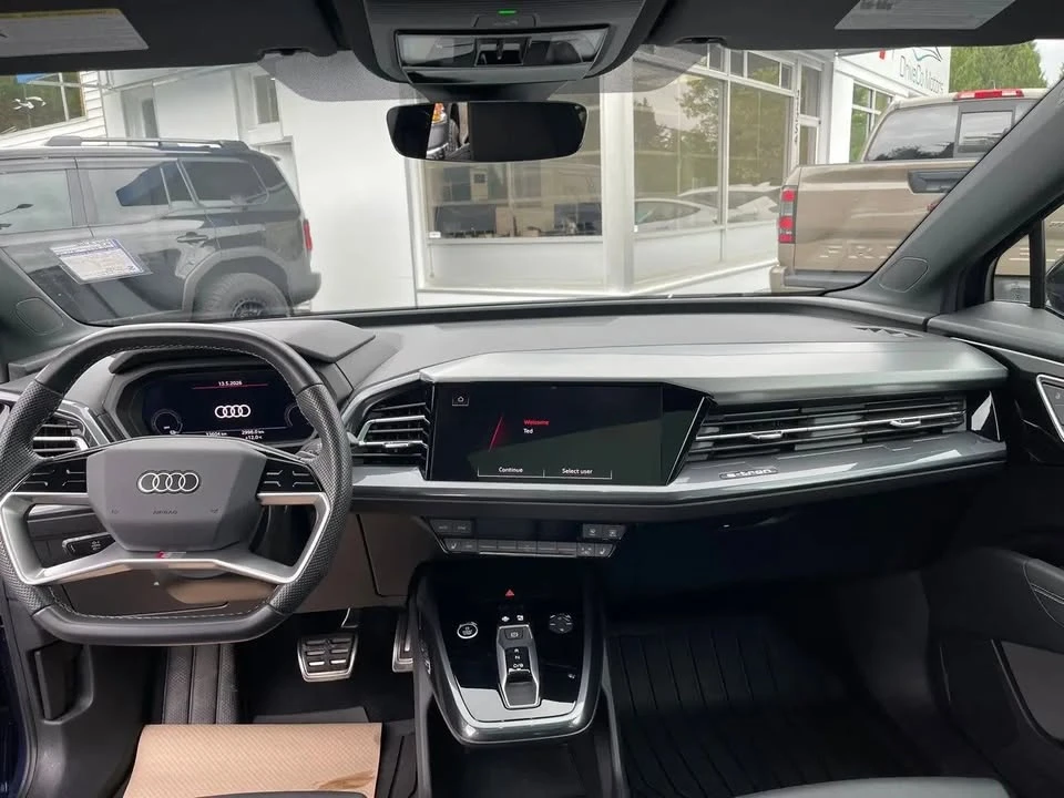 2024 Audi Q4 e-tron - Image 2 of 7