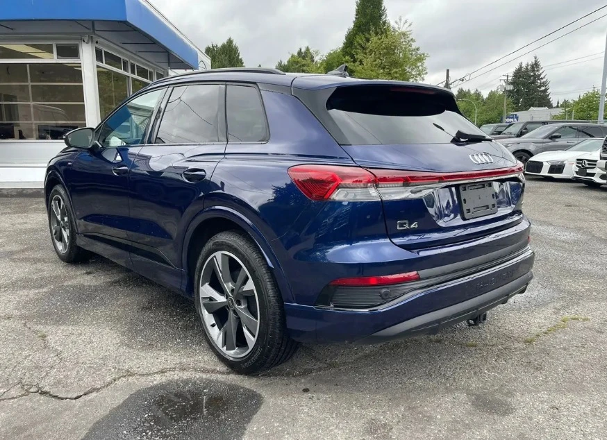 2024 Audi Q4 e-tron - Image 9 of 9