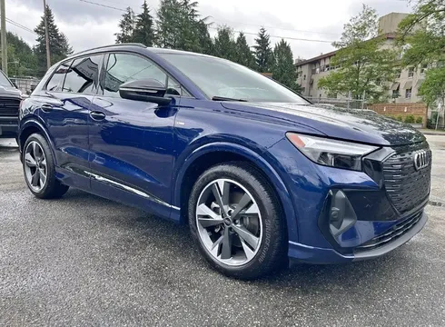 2024 Audi Q4 e-tron Premium 55 quattro