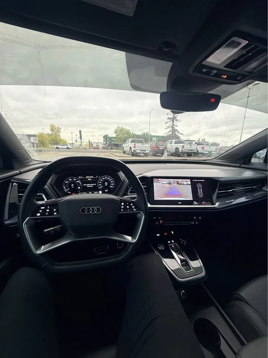 2024 Audi Q4 e-tron - Image 8 of 13