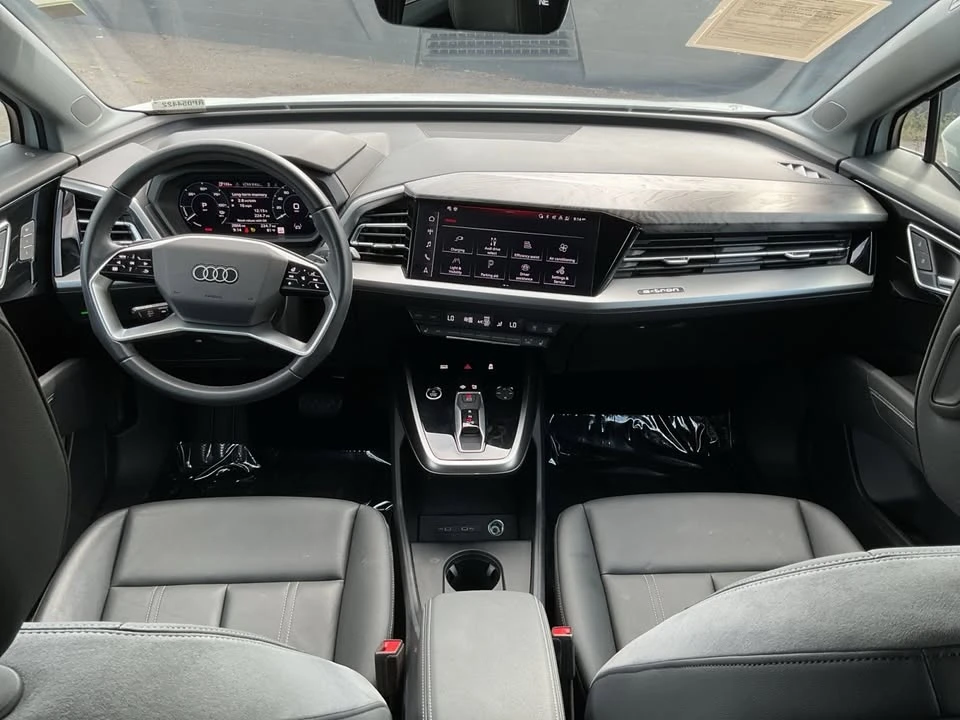 2024 Audi Q4 e-tron - Image 17 of 20