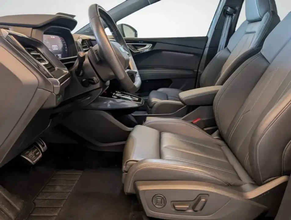 2024 Audi Q4 e-tron - Image 10 of 20