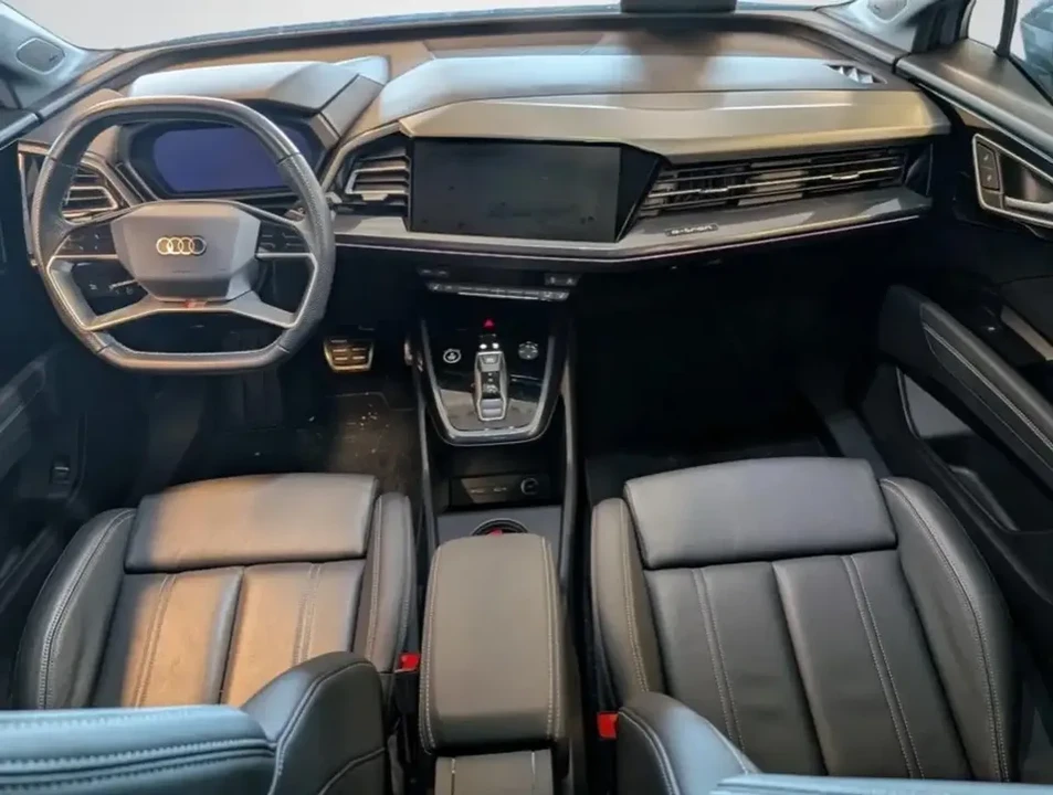 2024 Audi Q4 e-tron - Image 12 of 20