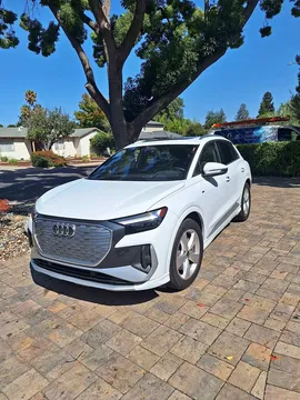 2024 Audi Q4 e-tron S Line