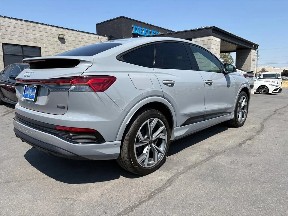 2024 Audi Q4 e-tron - Image 6 of 20