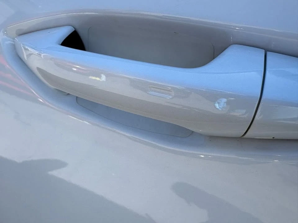 2024 Audi Q4 e-tron - Image 12 of 17