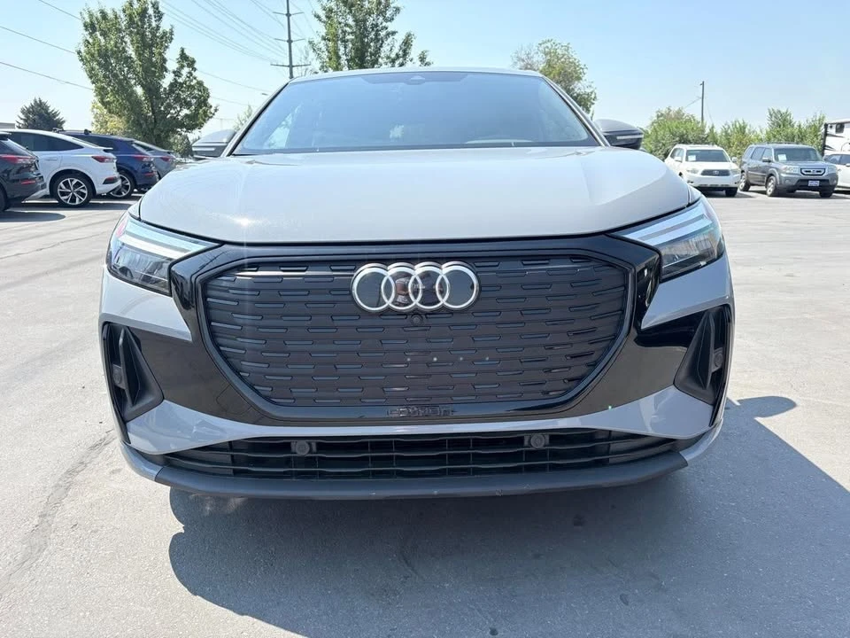 2024 Audi Q4 e-tron - Image 2 of 20