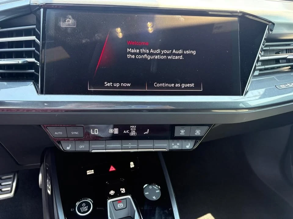 2024 Audi Q4 e-tron - Image 14 of 20
