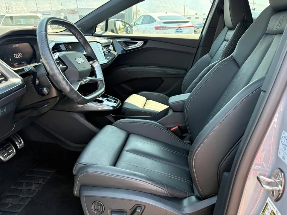 2024 Audi Q4 e-tron - Image 11 of 20
