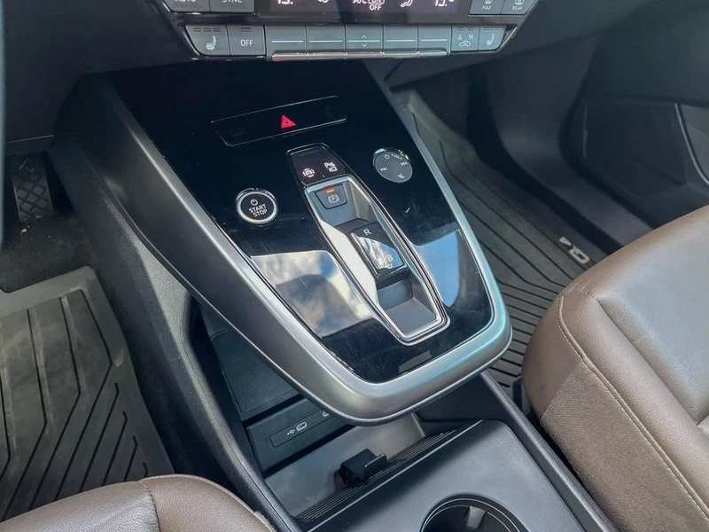 2024 Audi Q4 e-tron - Image 11 of 14