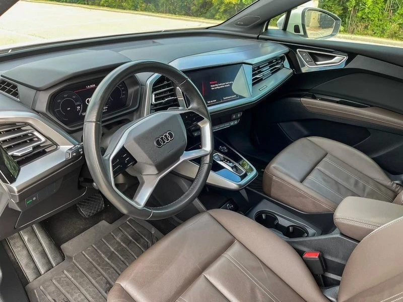 2024 Audi Q4 e-tron - Image 6 of 14
