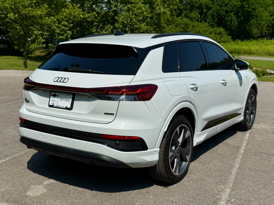 2024 Audi Q4 e-tron - Image 3 of 12